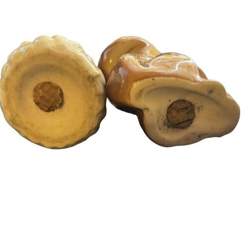 Salt & Pepper Shakers Vintage Squirrel & Acorn Ceramic Cork Bottom Brown - Picture 3 of 6